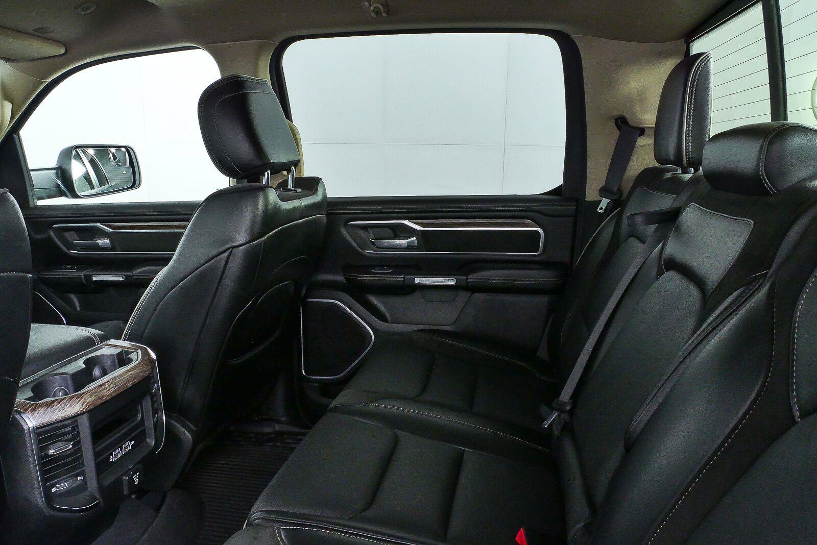 Used 2019 RAM 1500 Laramie RWD image 19