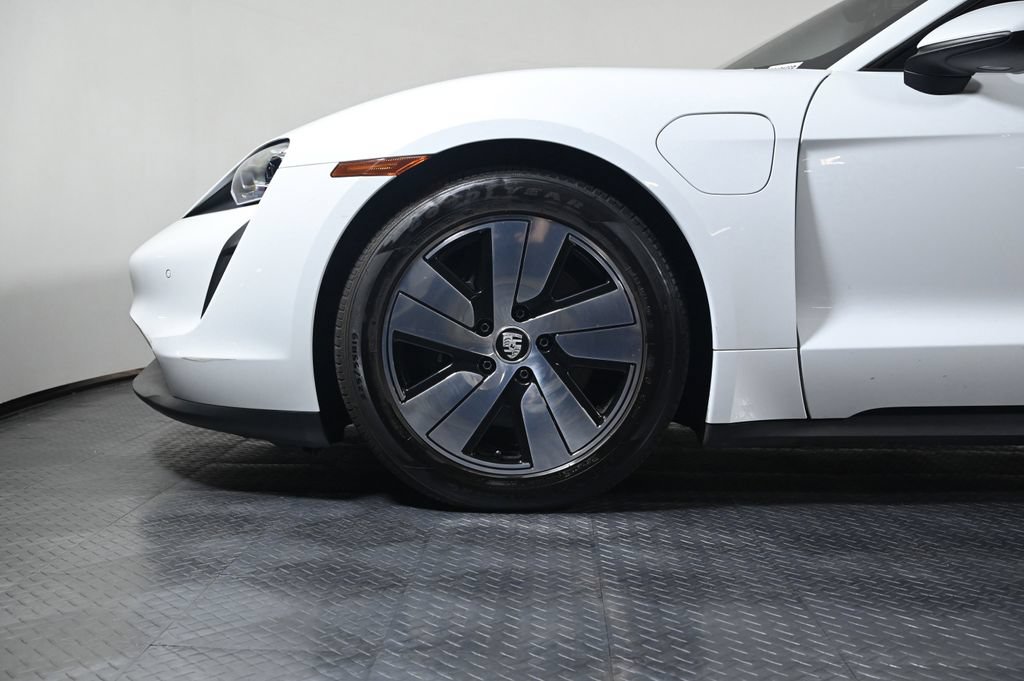 Certified 2023 Porsche Taycan RWD image 25