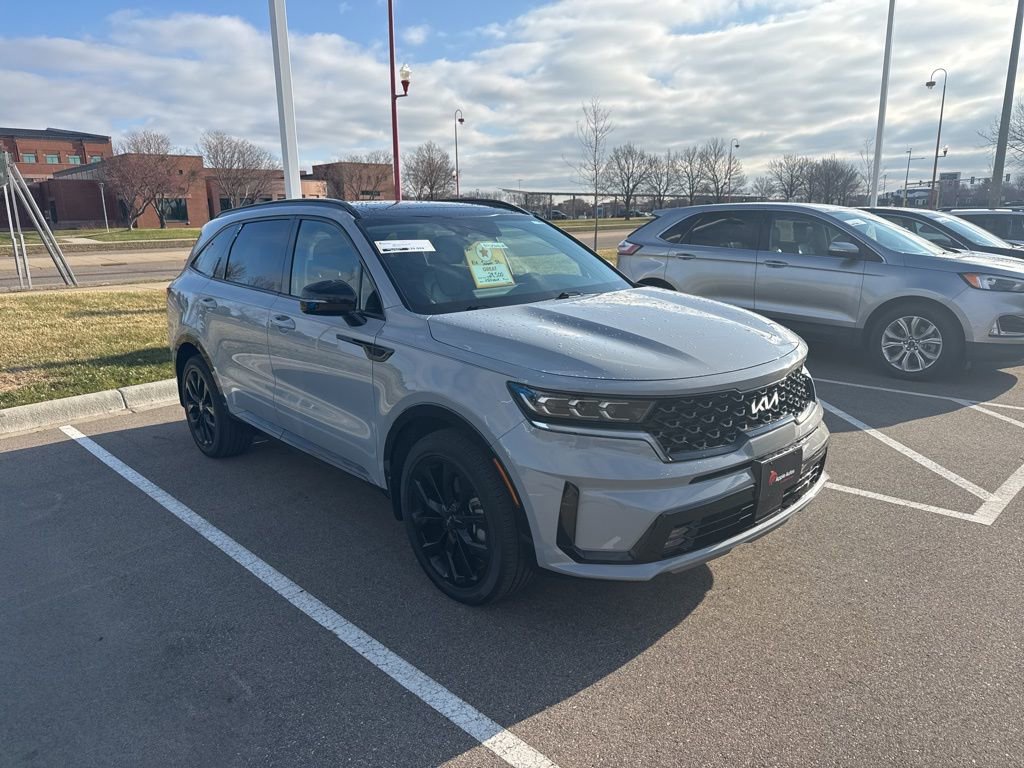 Used 2023 Kia Sorento SX video 1