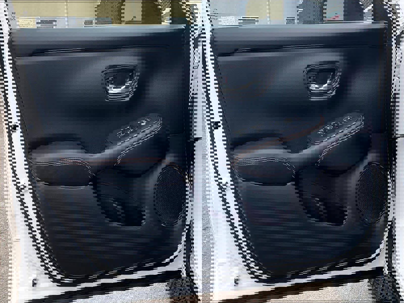 Used 2023 Honda HR-V Sport image 9