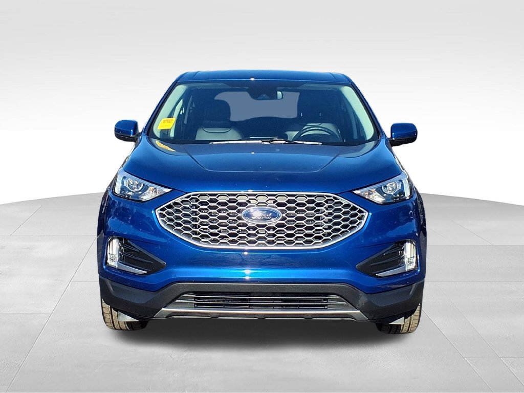 Certified 2024 Ford Edge SEL w/ Convenience Package AWD/4WD image 10