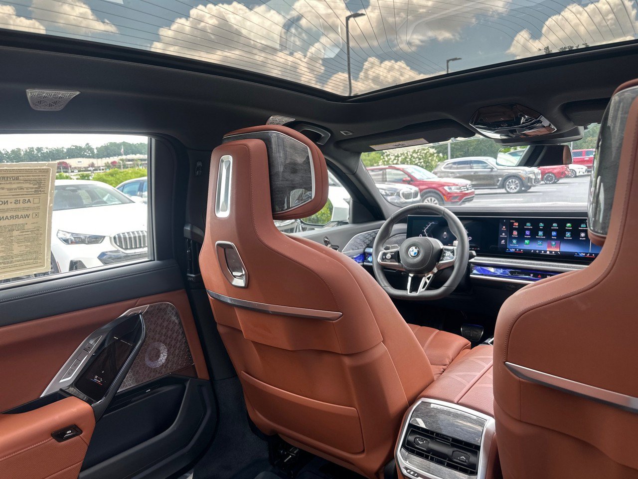 Used 2025 BMW 740i w/ Executive Package RWD image 22