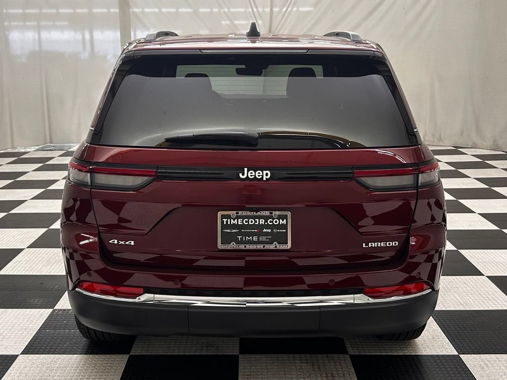 Used 2025 Jeep Grand Cherokee Laredo X w/ Trailer Tow Package AWD/4WD image 6