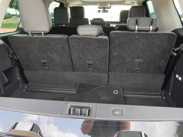 Used 2025 Ford Expedition Active AWD/4WD image 12