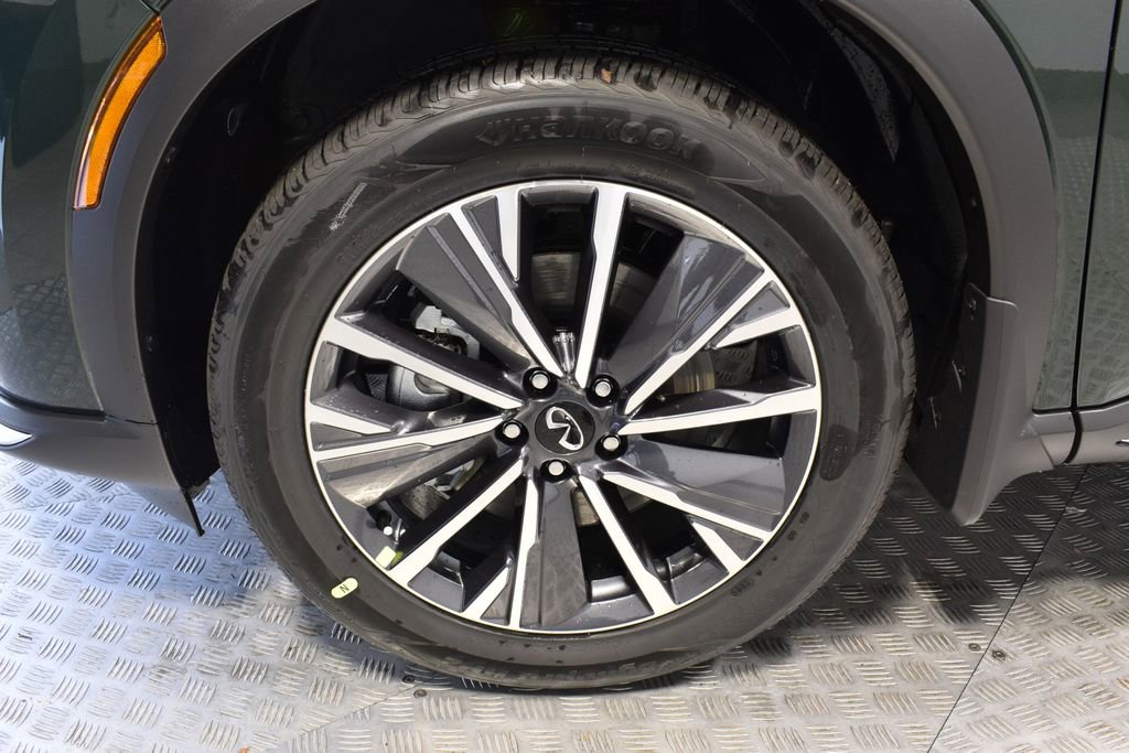 New 2026 INFINITI QX60 Luxe w/ Cargo Package image 30