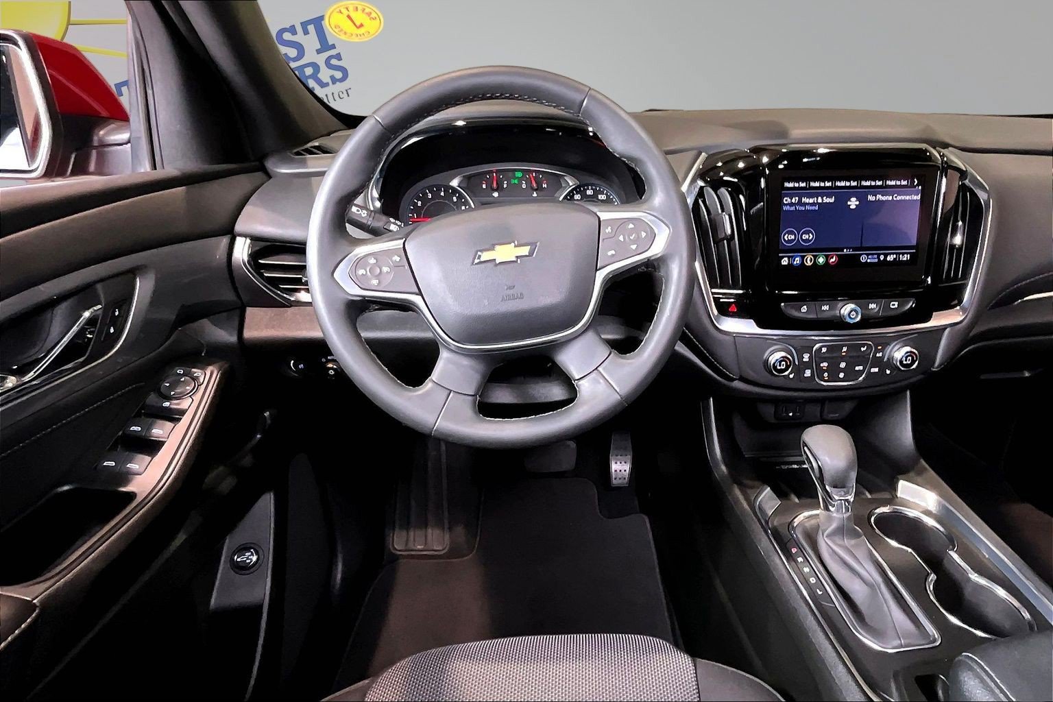 Used 2023 Chevrolet Traverse LT w/ Rear Camera Mirror Package AWD/4WD image 9
