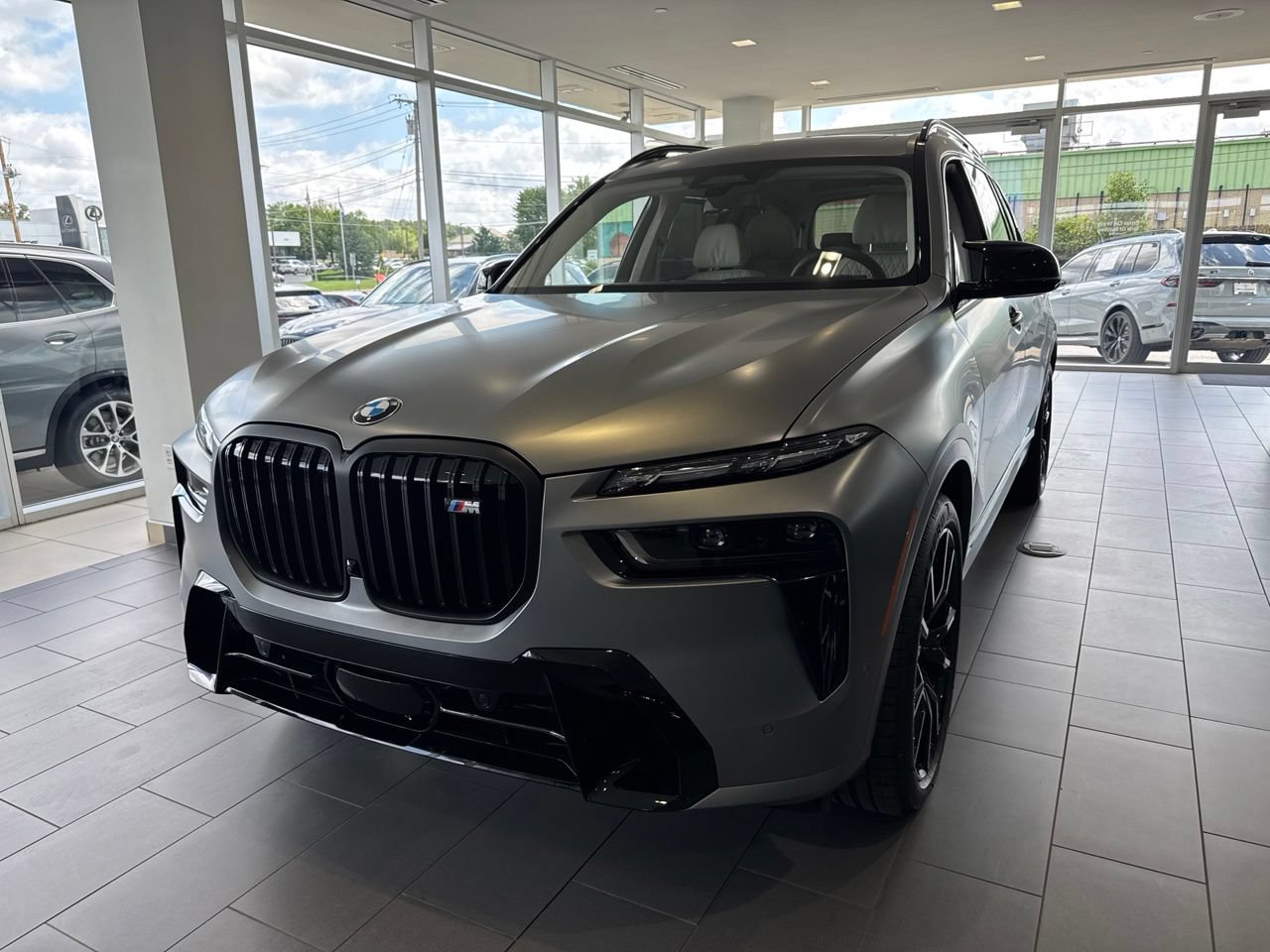 New 2027 BMW X7 M60i AWD/4WD image 3