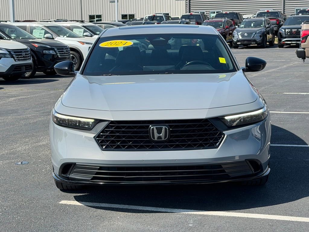 Used 2024 Honda Accord Sport image 10