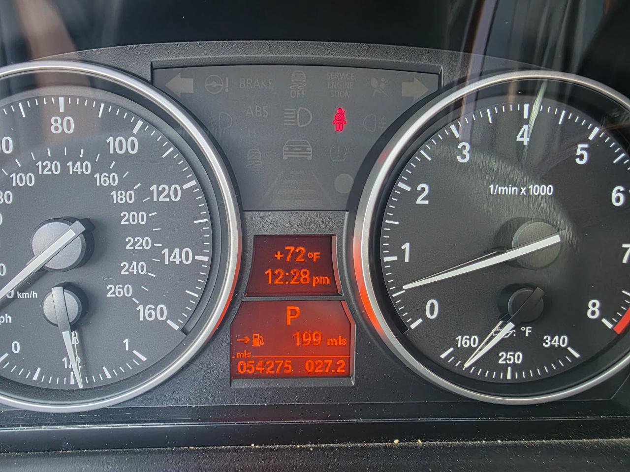 Used 2012 BMW 335i Convertible image 30