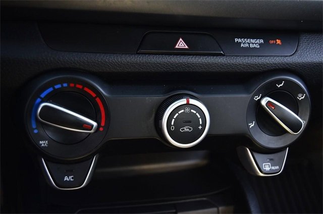 Used 2022 Kia Rio LX image 13