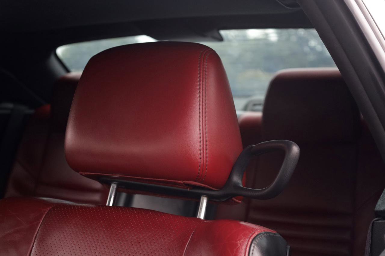 Used 2013 Dodge Challenger R/T RWD image 32