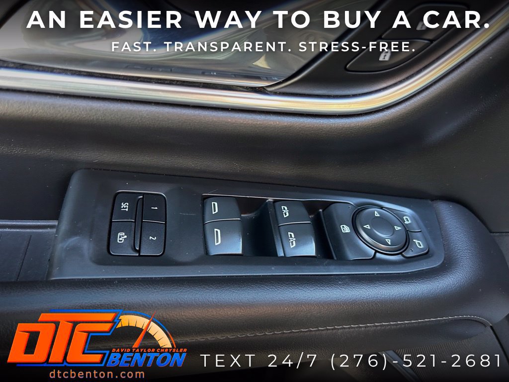 Used 2021 Chevrolet Suburban LT AWD/4WD image 12