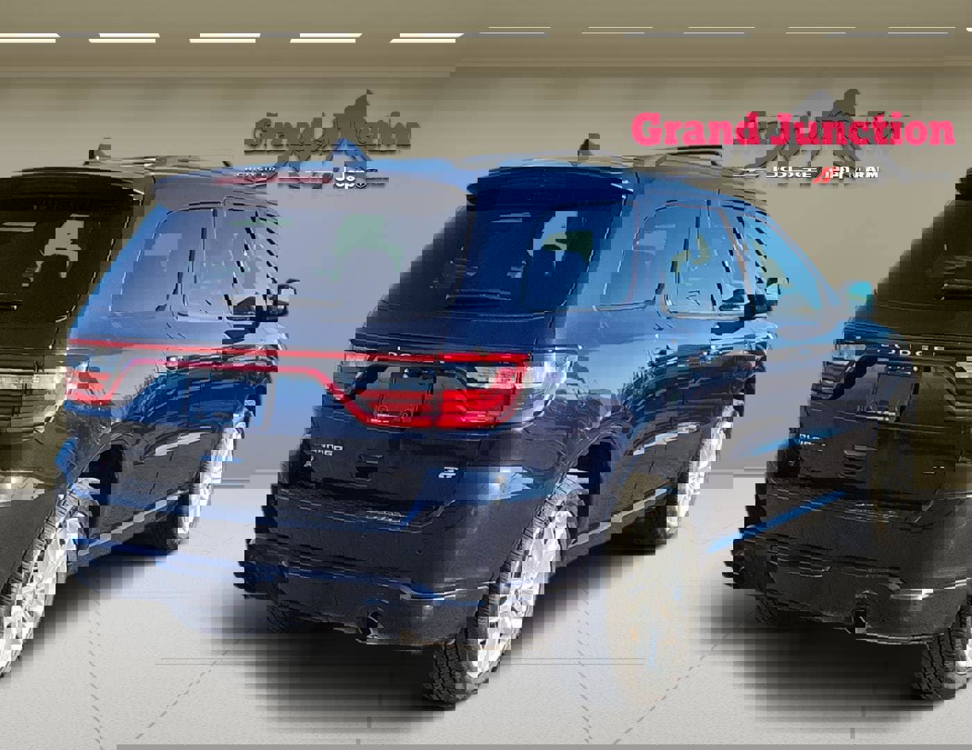 Used 2024 Dodge Durango GT image 4