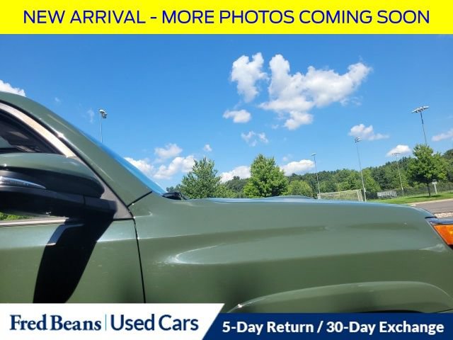 Used 2022 Toyota 4Runner TRD Off-Road Premium AWD/4WD image 23