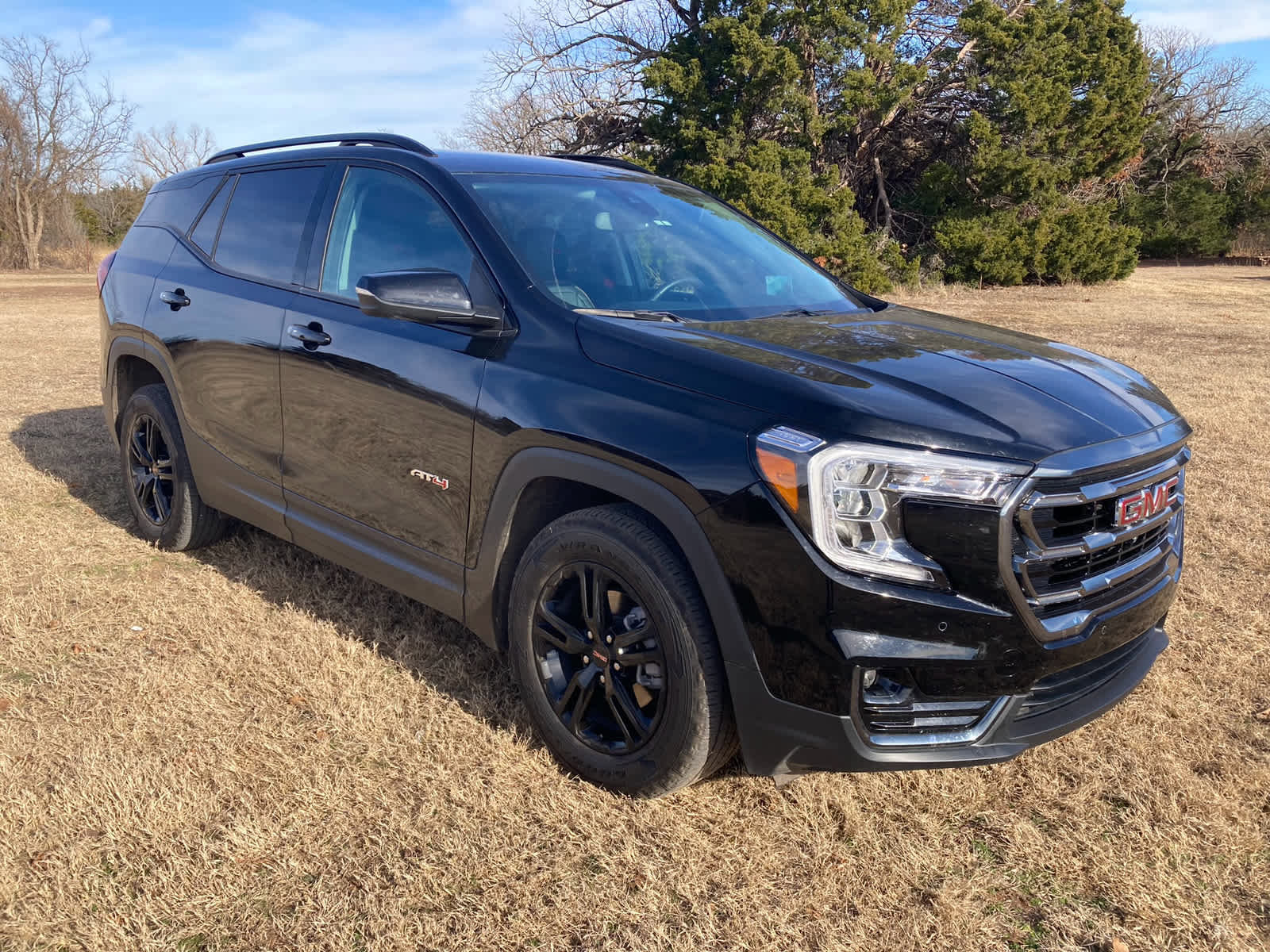 Used 2024 GMC Terrain AT4 w/ Tech Package image 9