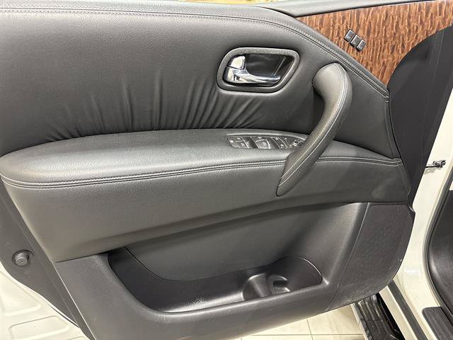 Used 2017 Nissan Armada SV AWD/4WD image 8