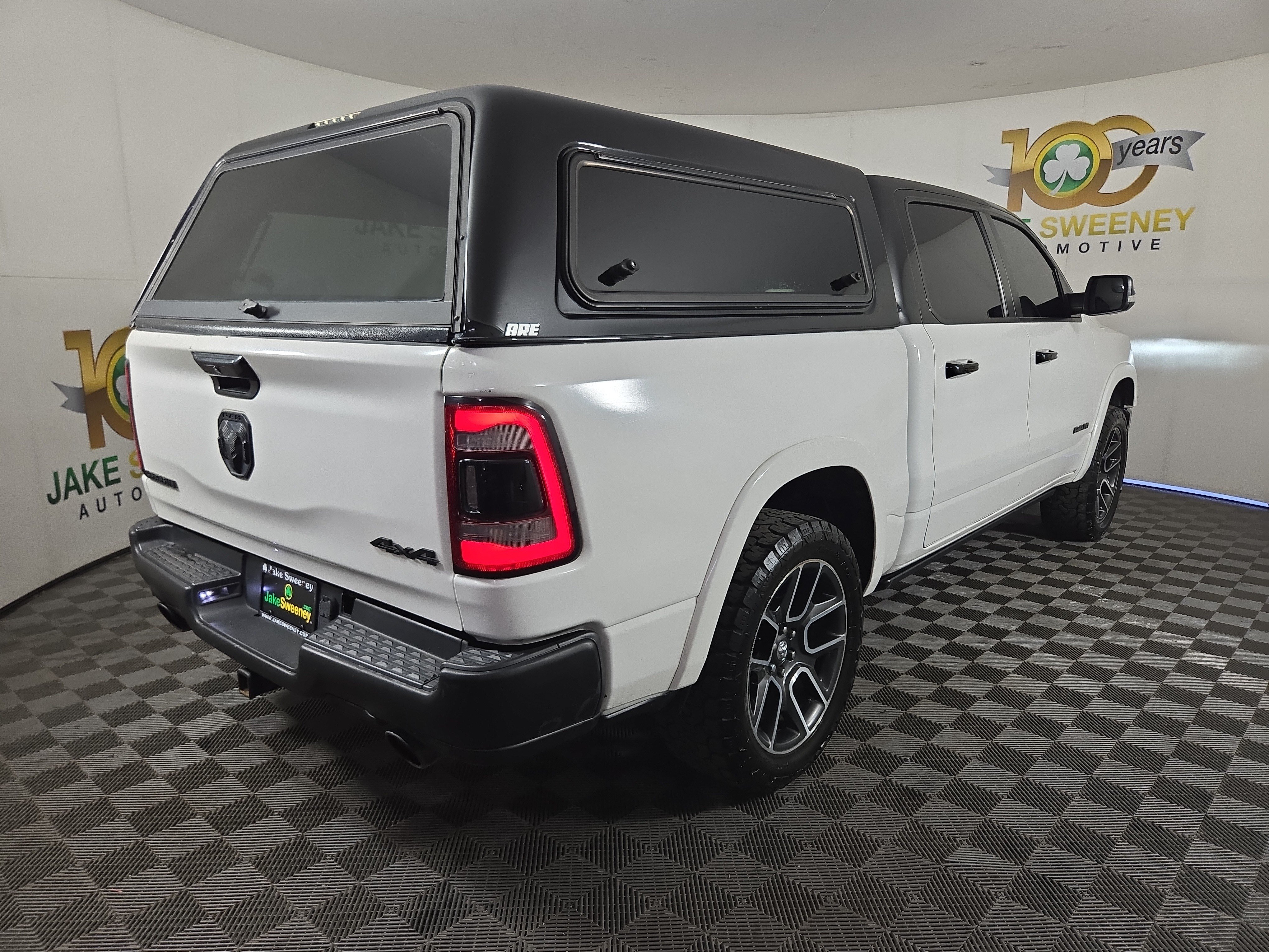 Used 2019 RAM 1500 Laramie AWD/4WD image 9