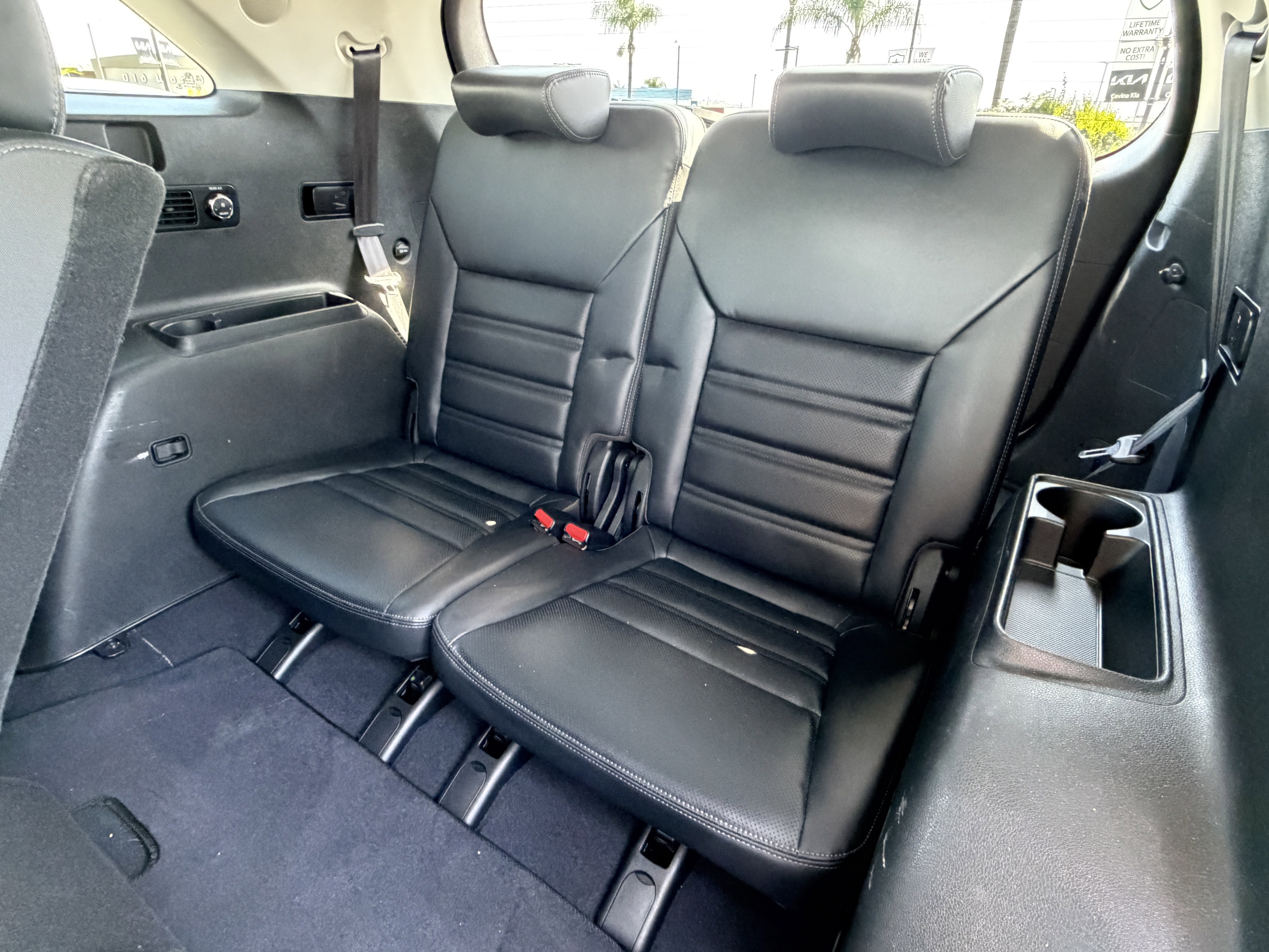 Used 2020 Kia Sorento SX image 29