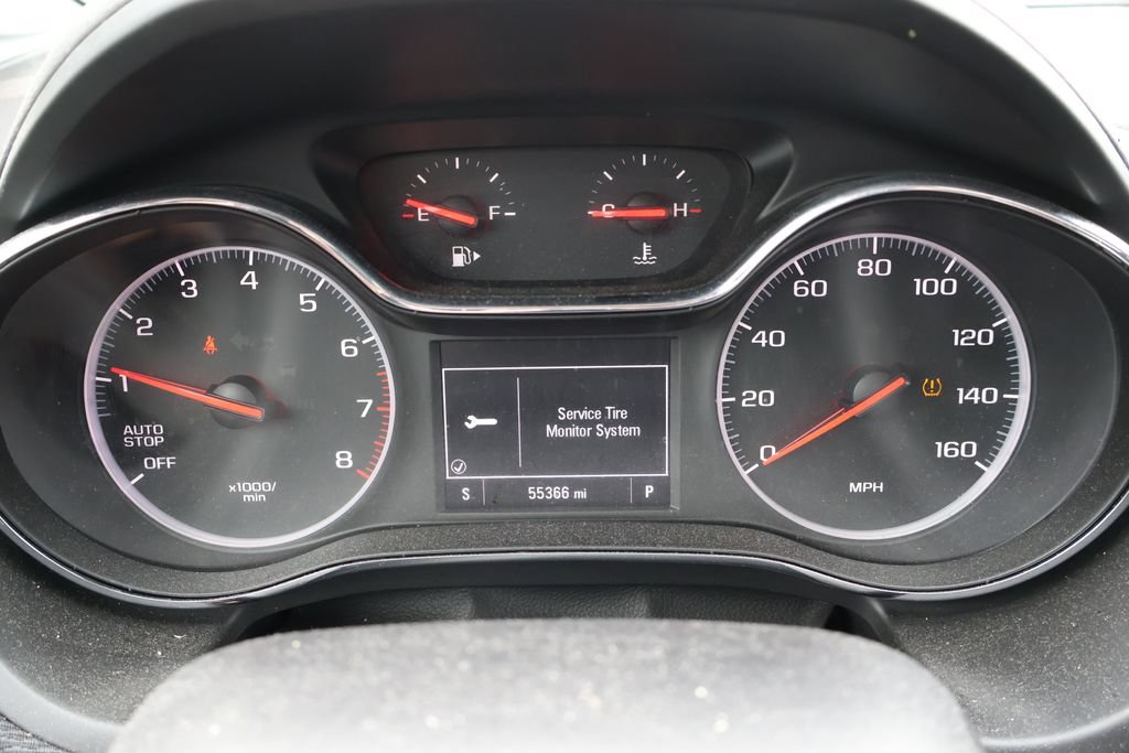 Used 2019 Chevrolet Cruze LT w/ Sun And Sound Package FWD image 17