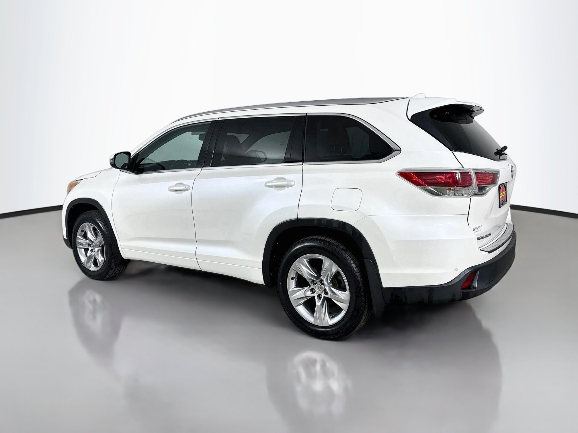 Used 2014 Toyota Highlander Limited AWD/4WD image 6