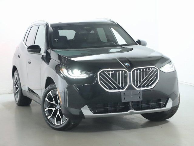 Used 2025 BMW X3 xDrive30i w/ Premium Package AWD/4WD image 2
