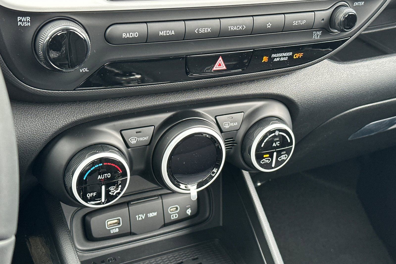 New 2026 Hyundai Venue SEL FWD image 20