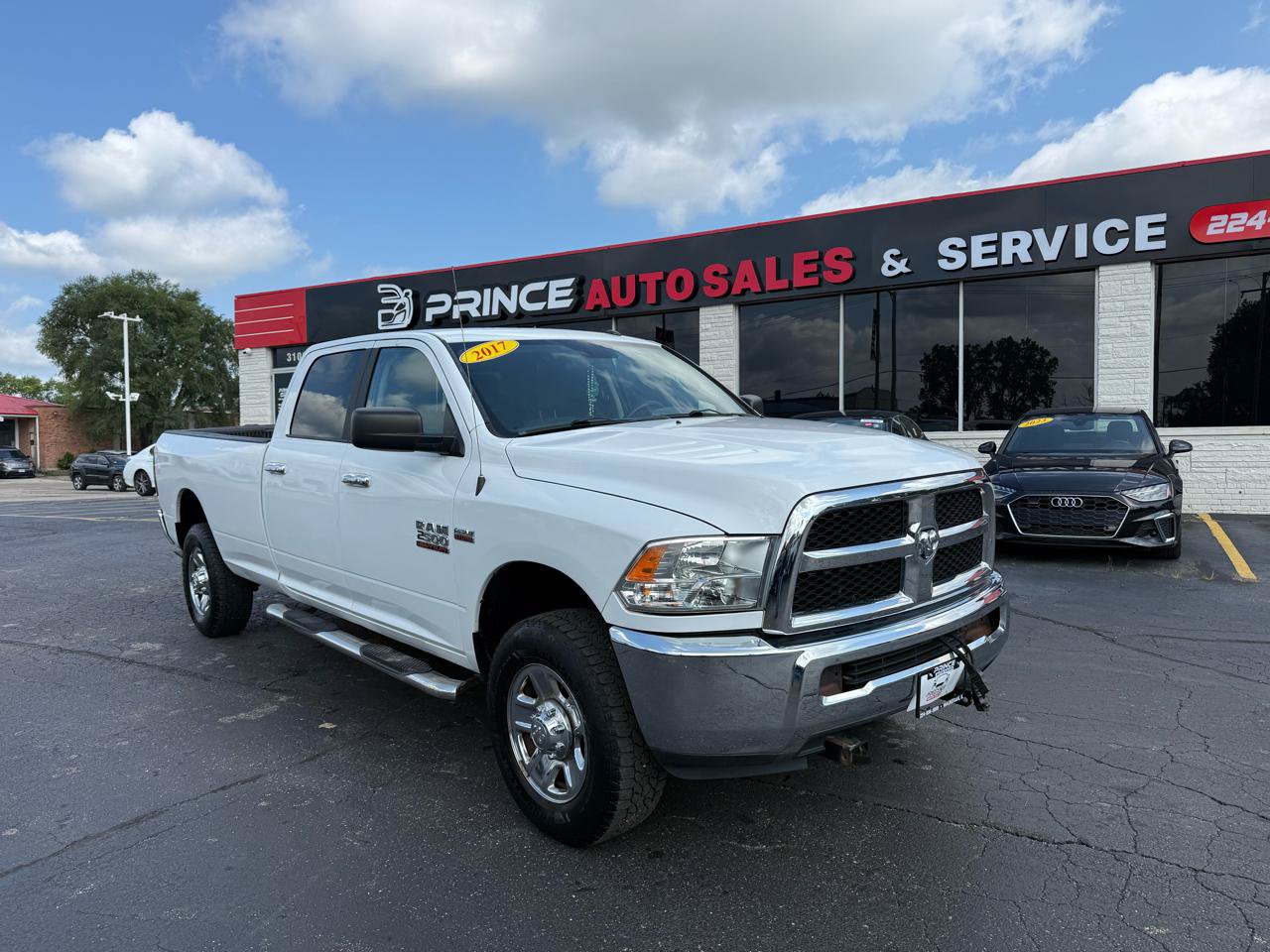Used 2017 RAM 2500 SLT AWD/4WD image 1