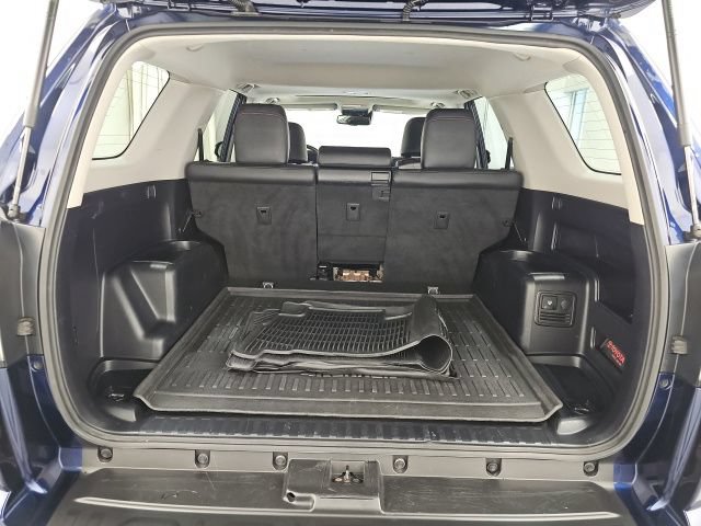 Certified 2024 Toyota 4Runner TRD Off-Road Premium w/ Off Road Premium Plus Package AWD/4WD image 31
