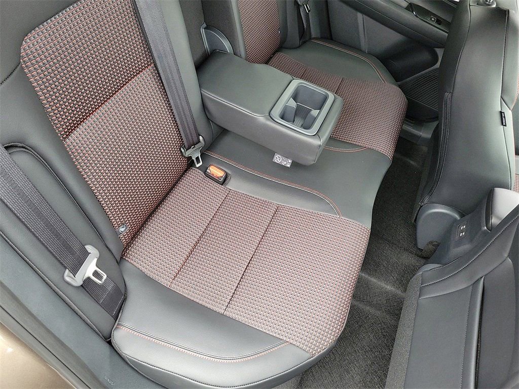 New 2026 Nissan Kicks SR w/ SR Premium Package image 15