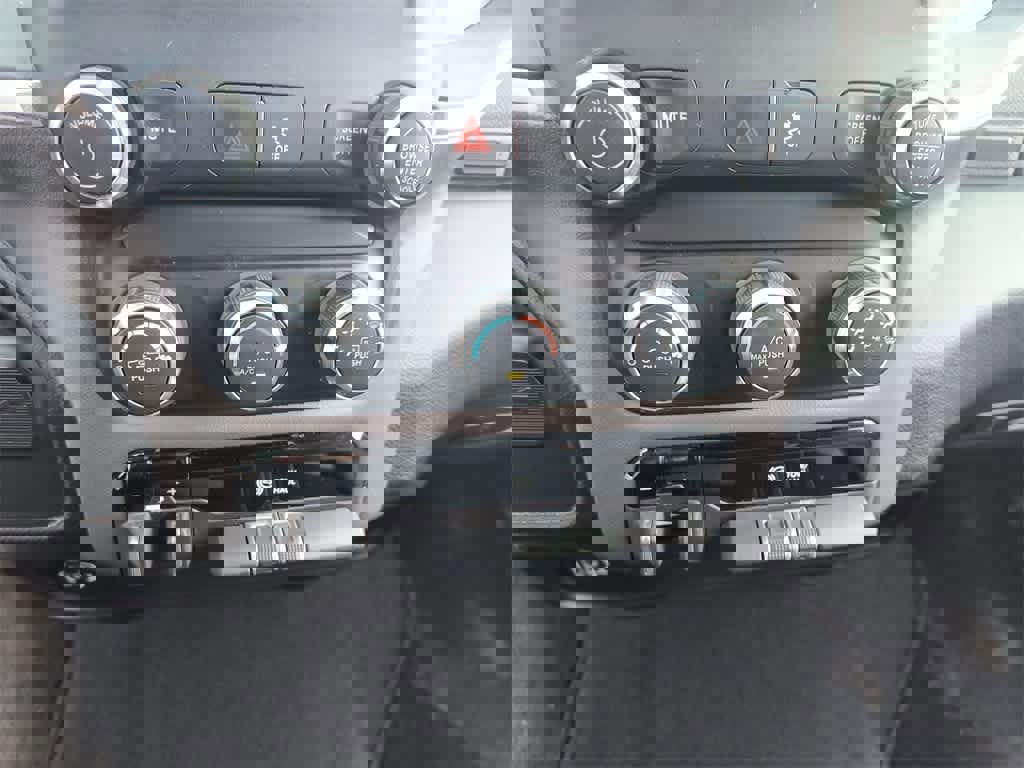 Used 2024 RAM 2500 Big Horn image 18