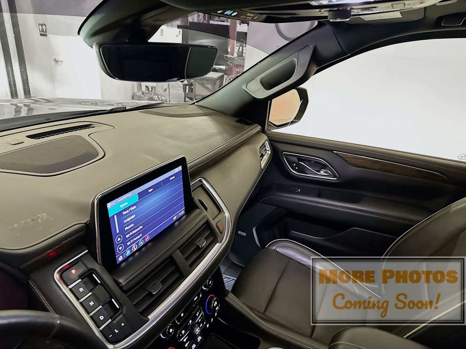 Used 2021 Chevrolet Tahoe Premier w/ Premium Package image 5