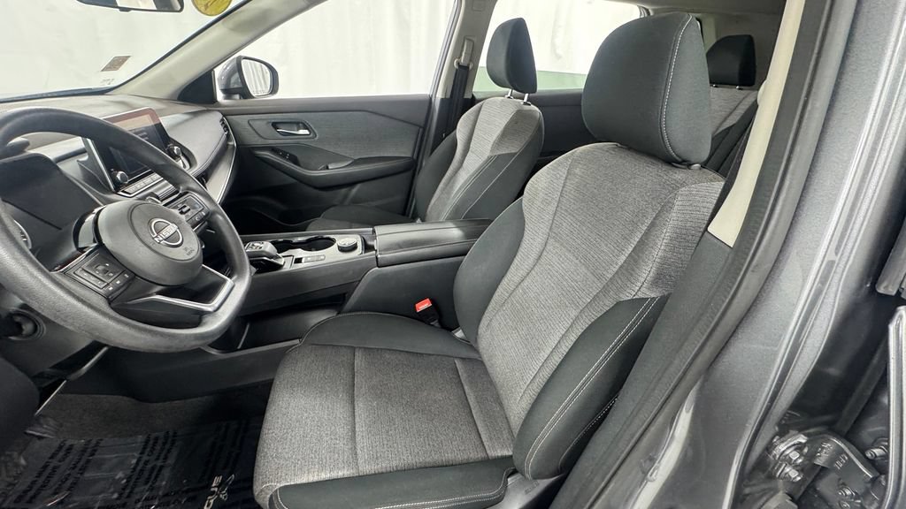 Used 2022 Nissan Rogue SV AWD/4WD image 10