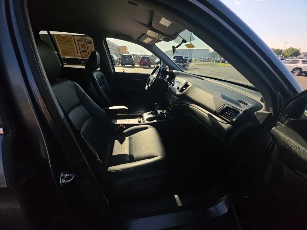 Used 2017 Honda Ridgeline RTL image 31