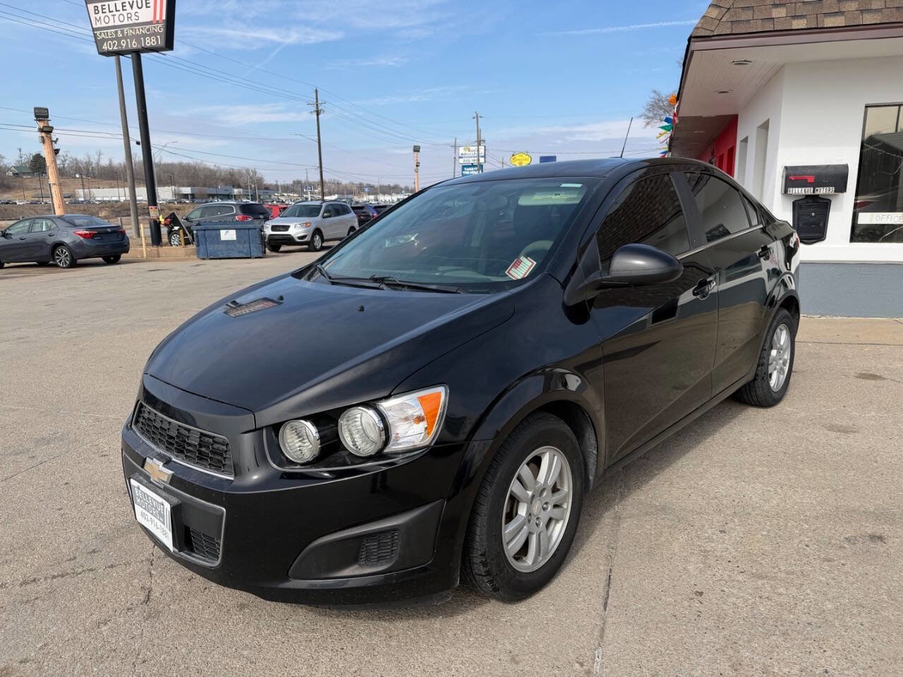 Used 2016 Chevrolet Sonic LT FWD image 2