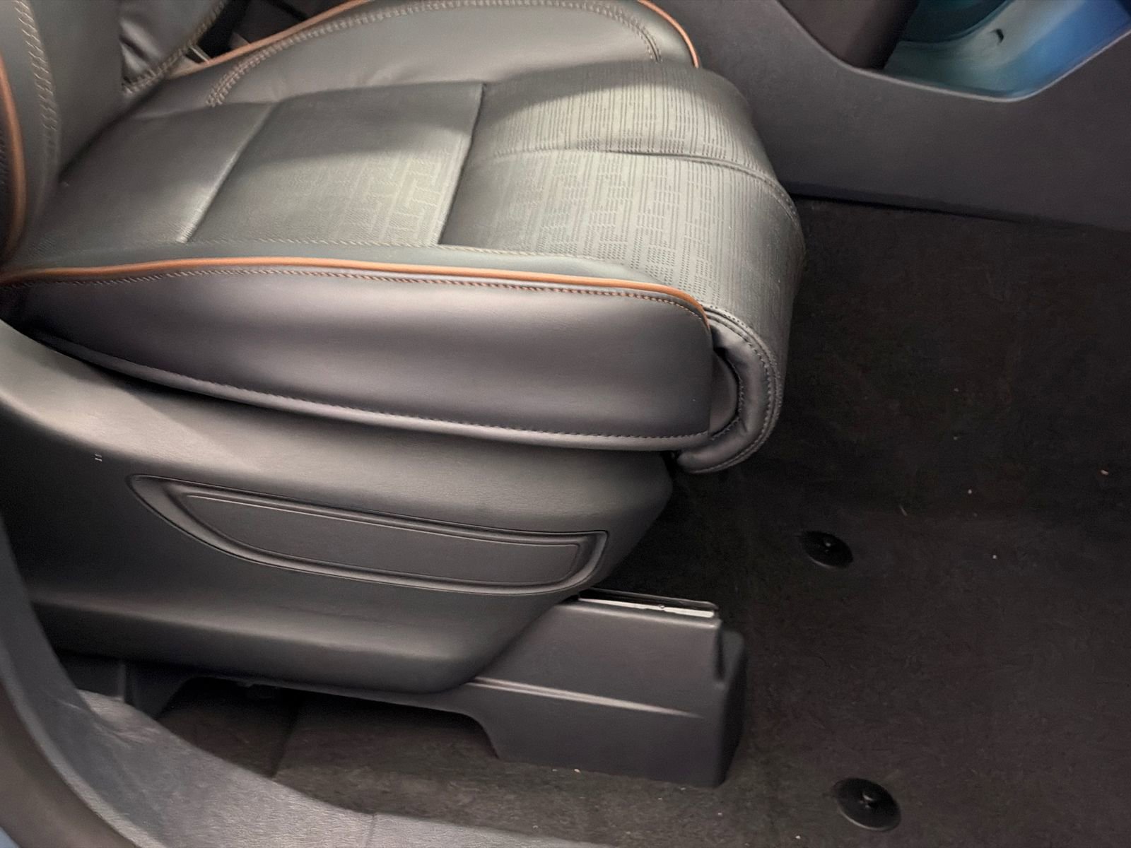 New 2026 Lincoln Aviator Black Label w/ Dynamic Handling Package image 13