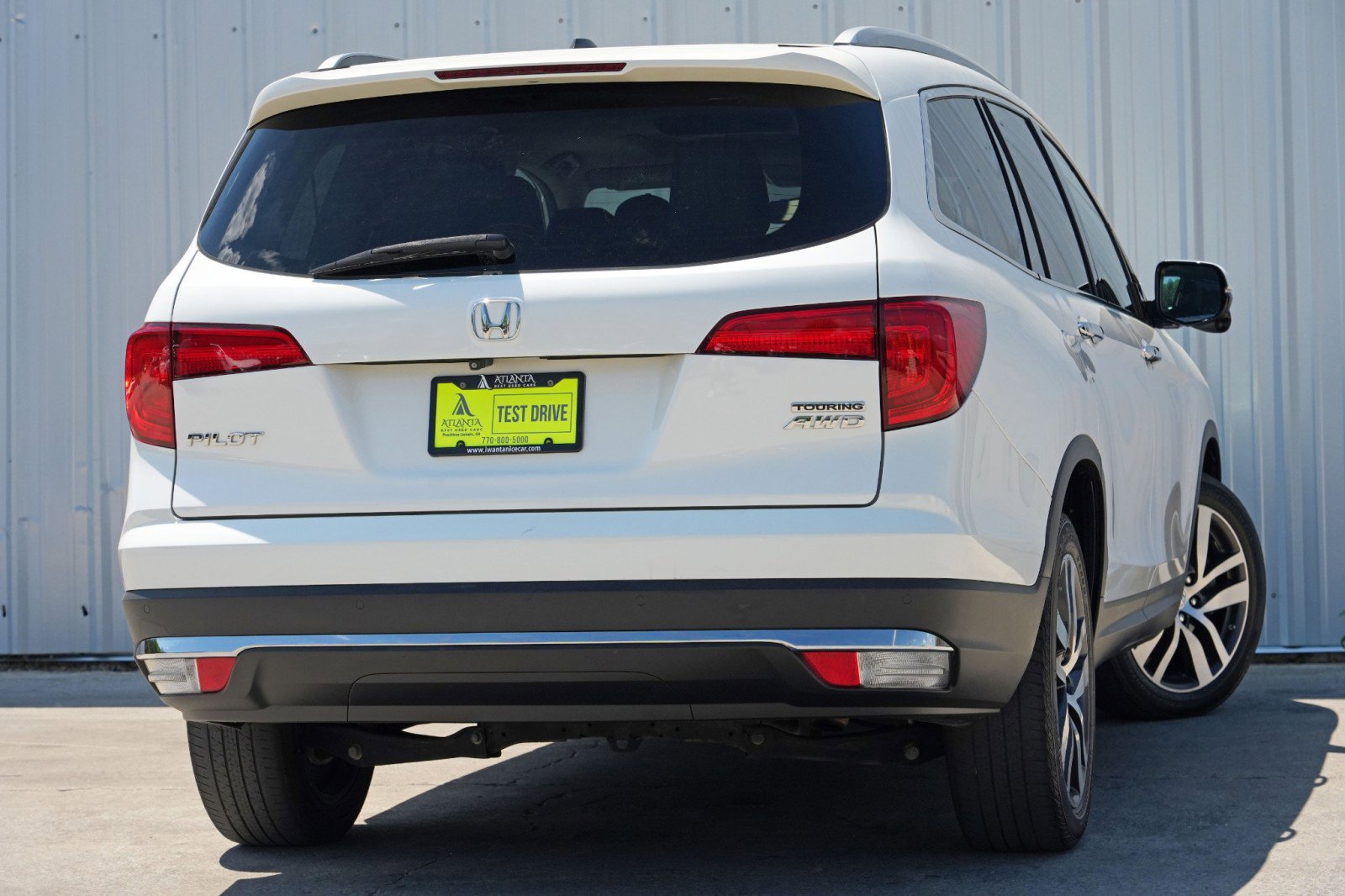 Used 2016 Honda Pilot Touring image 4