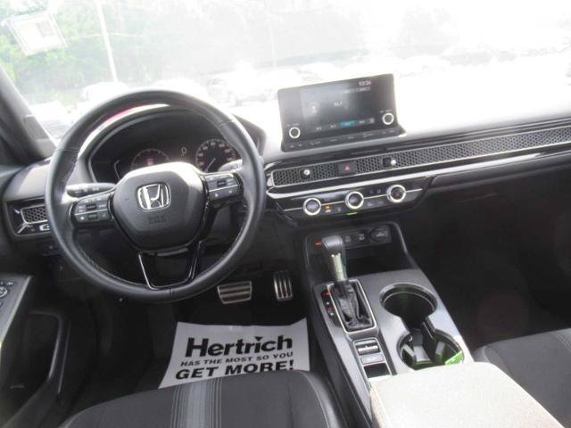Used 2025 Honda Civic Sport image 17