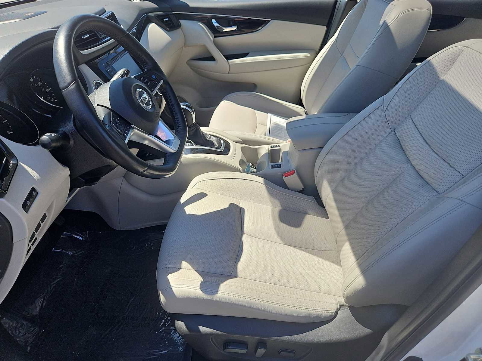 Used 2019 Nissan Rogue Sport SL w/ Premium Package AWD/4WD image 29