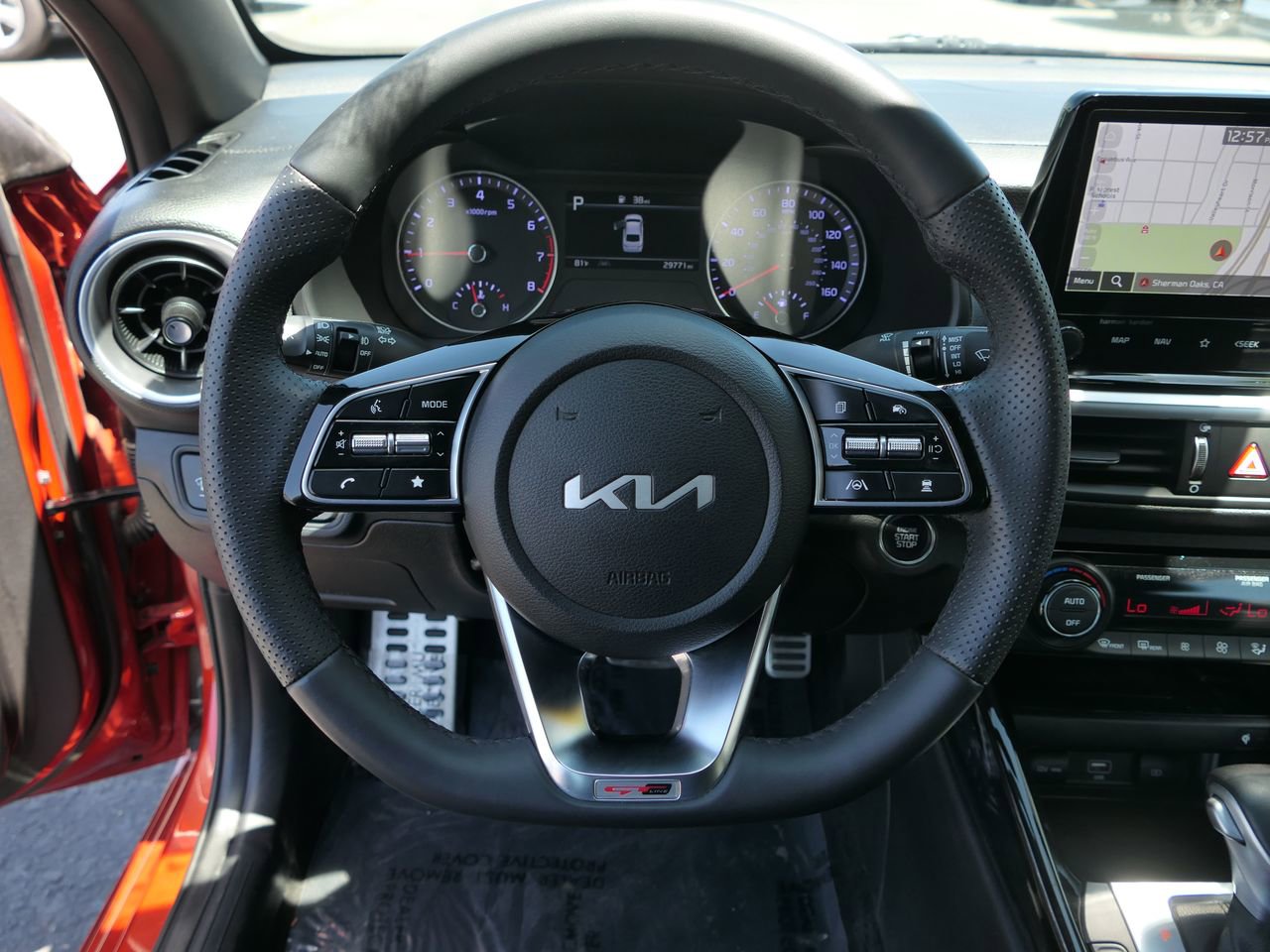 Used 2023 Kia Forte GT-Line w/ GT-Line Premium Package FWD image 18