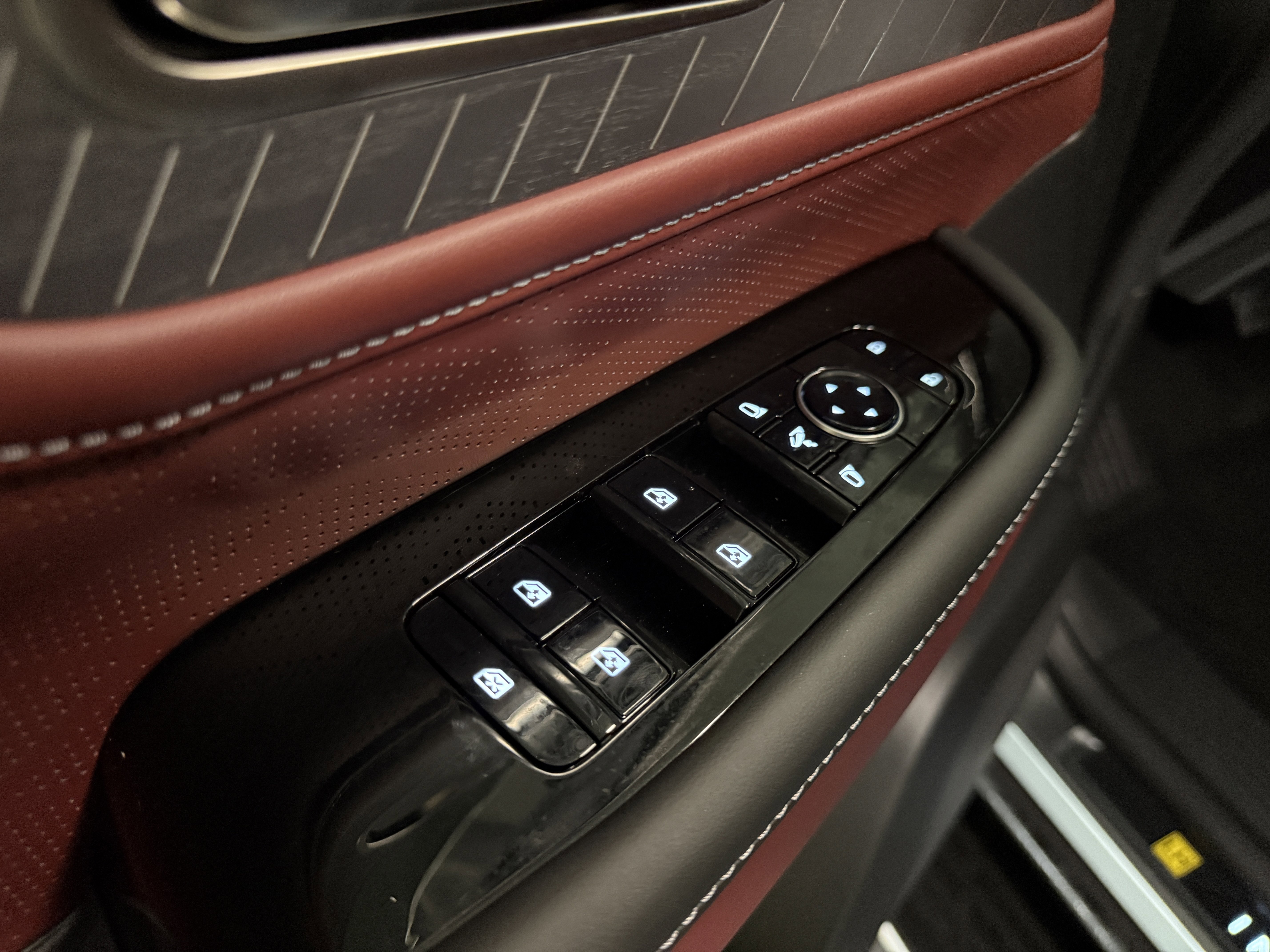New 2026 INFINITI QX80 Autograph image 11