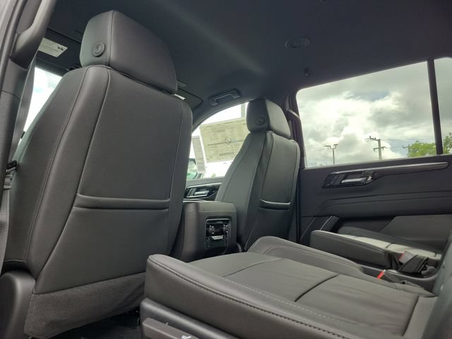 New 2026 Chevrolet Suburban LT w/ Comfort Package RWD image 6