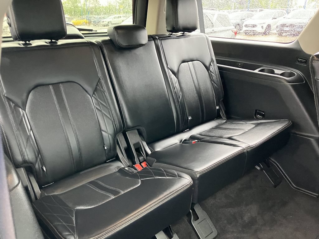 Used 2021 Ford Expedition Max Platinum AWD/4WD image 18