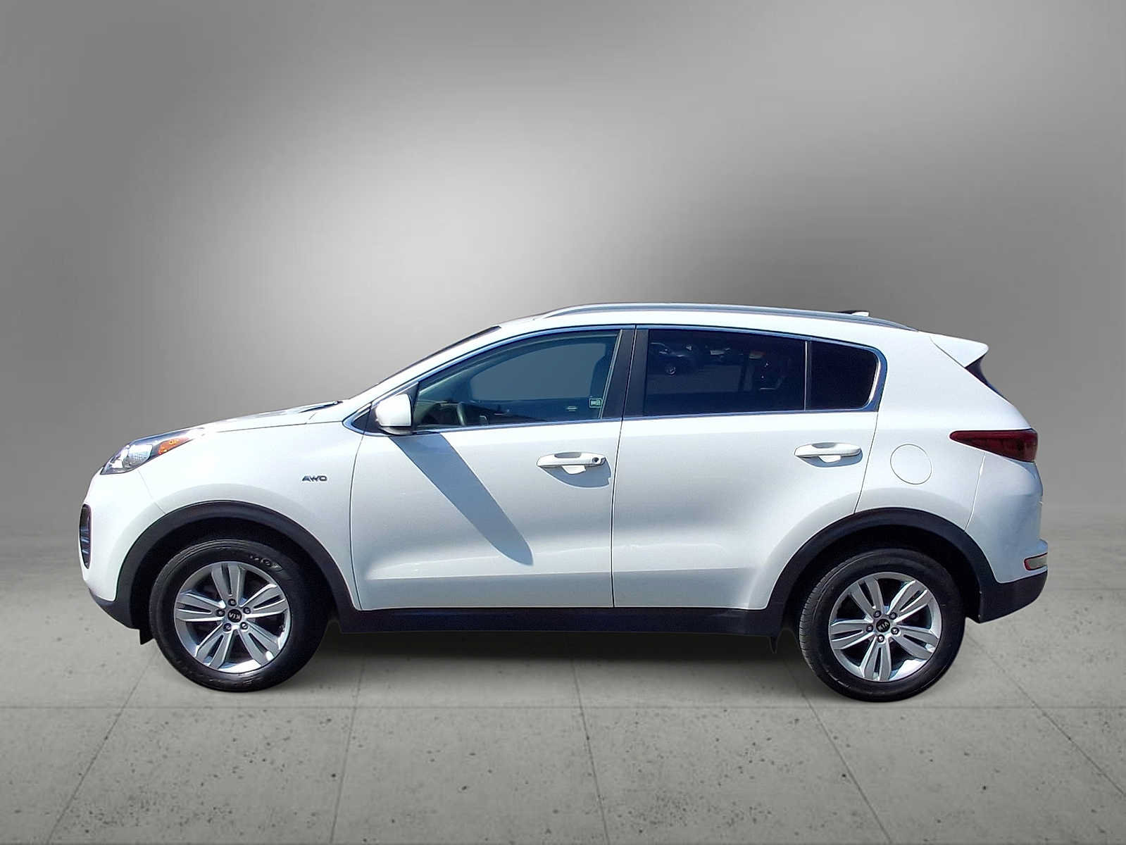 Used 2017 Kia Sportage LX w/ LX Popular Package AWD/4WD image 5