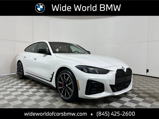 New 2026 BMW 430i xDrive w/ M Sport Package