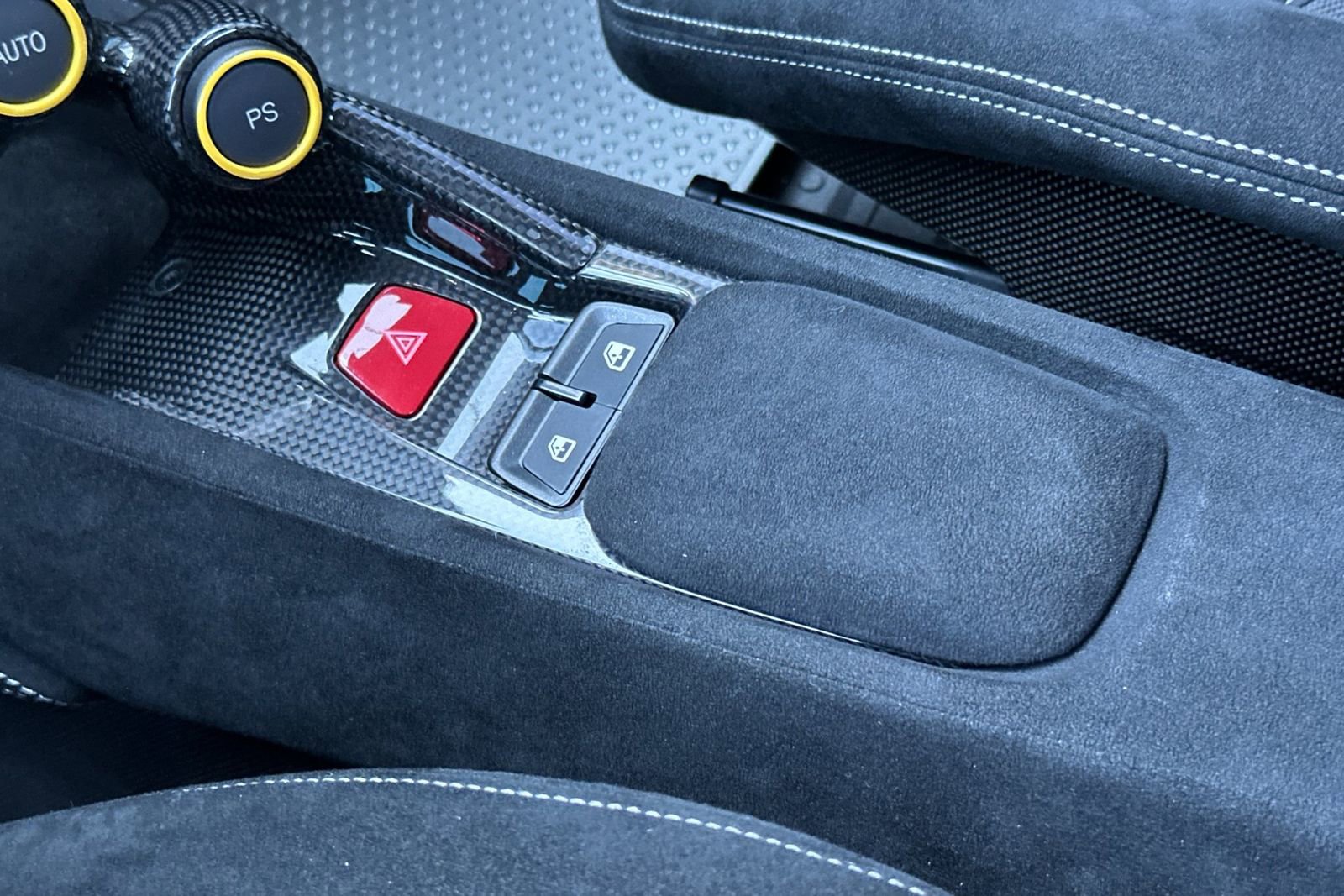 Used 2020 Ferrari 488 Pista Base image 24