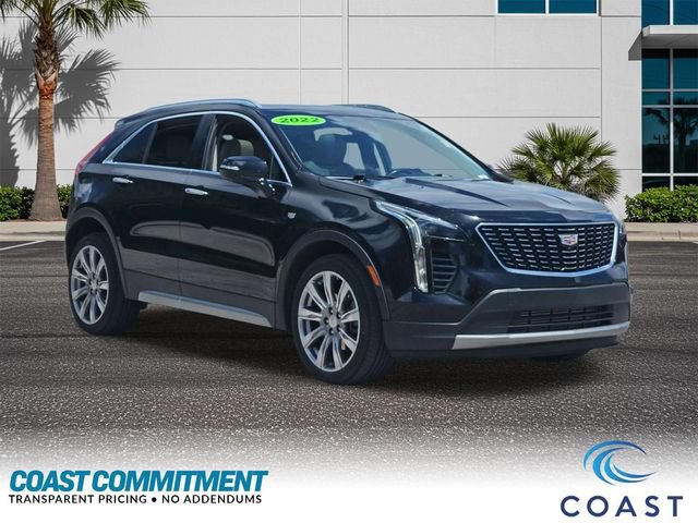 Used 2022 Cadillac XT4 Premium Luxury w/ Enhanced Visibility Package FWD image 3