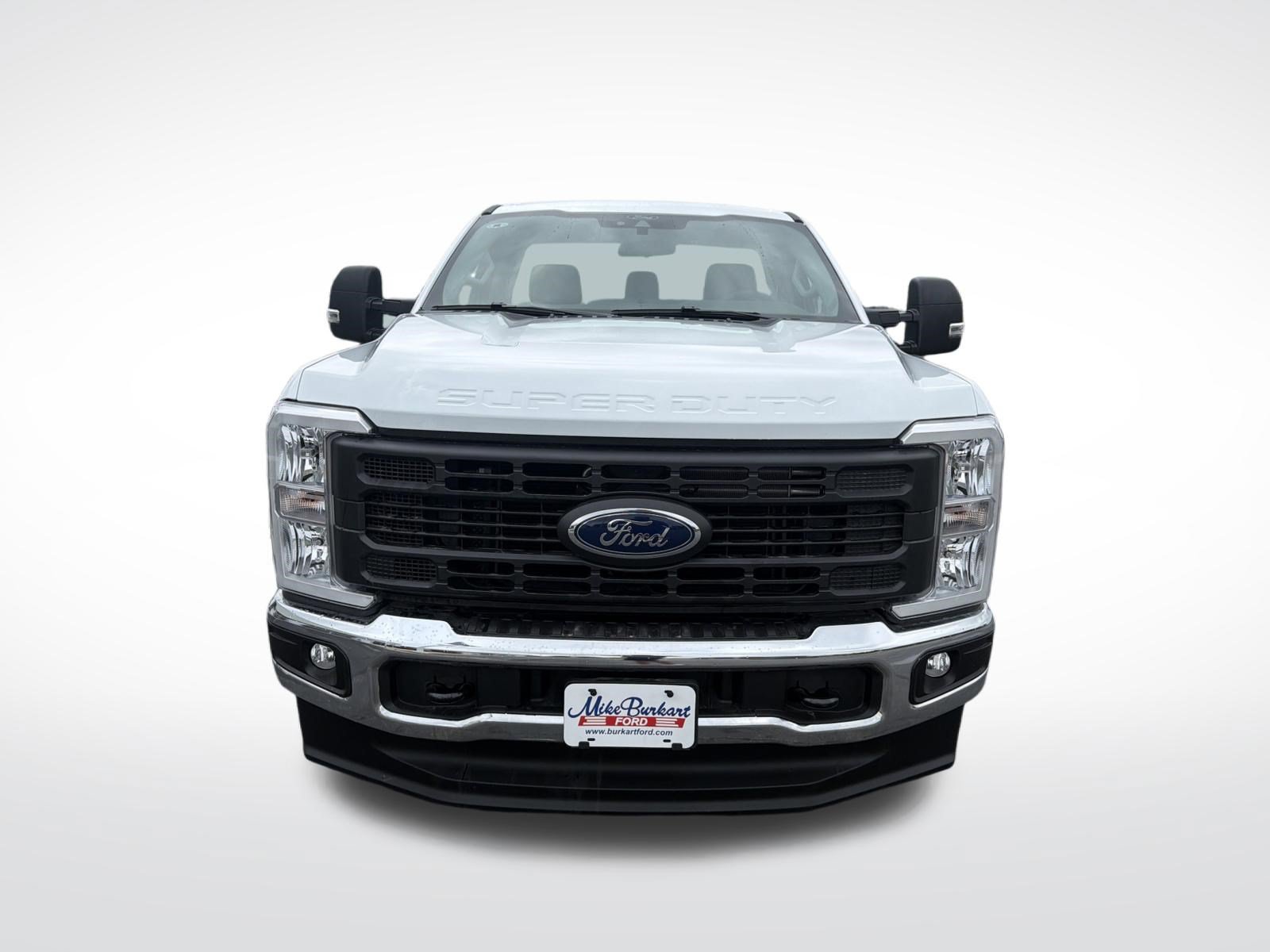 Used 2025 Ford F250 XL w/ XL Chrome Package AWD/4WD image 3