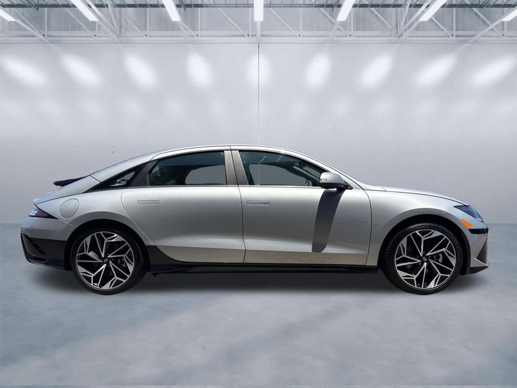 Used 2024 Hyundai Ioniq 6 SEL RWD image 3