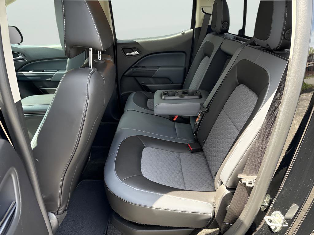 Used 2018 Chevrolet Colorado Z71 AWD/4WD image 9