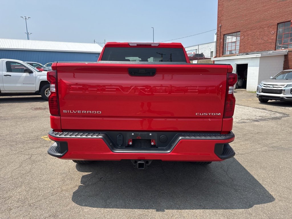 Used 2022 Chevrolet Silverado 1500 Custom image 6